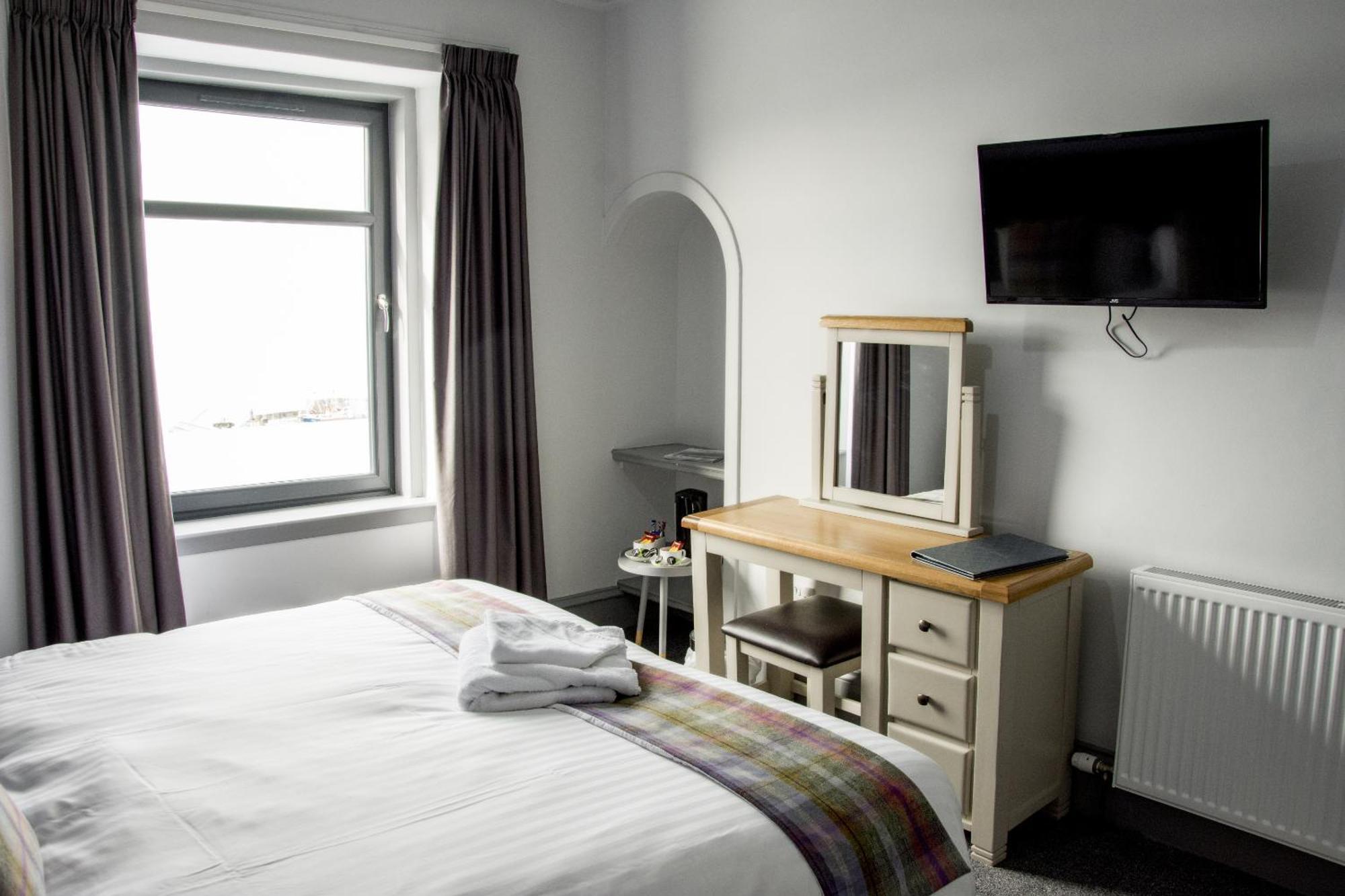 The Knowes Hotel & Restaurant Macduff Szoba fotó