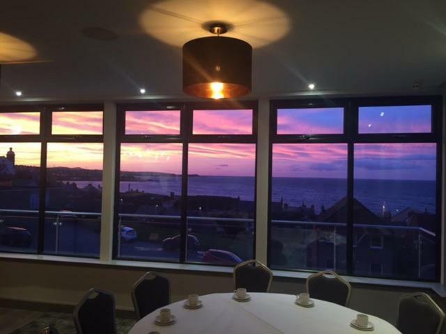 The Knowes Hotel & Restaurant Macduff Kültér fotó
